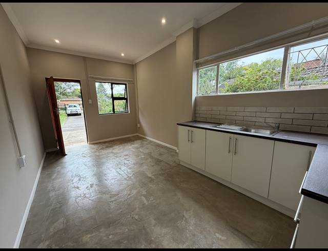 1 BEDROOM SEMI DETACHED TO LET IN GREENDALE